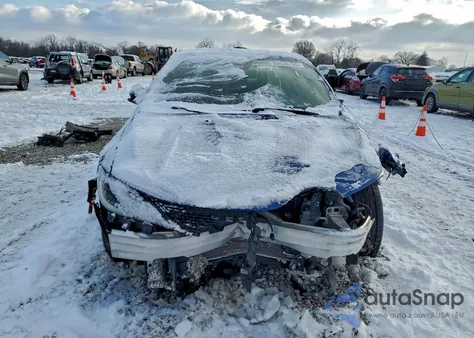 2016 Chrysler 200 S из США, поврежденный, VIN 1C3CCCBB6GN147039